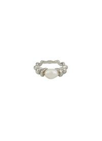 Lola Pearl Ring (Silver)