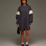 94 V-Neck Sweater Dress (Noir)