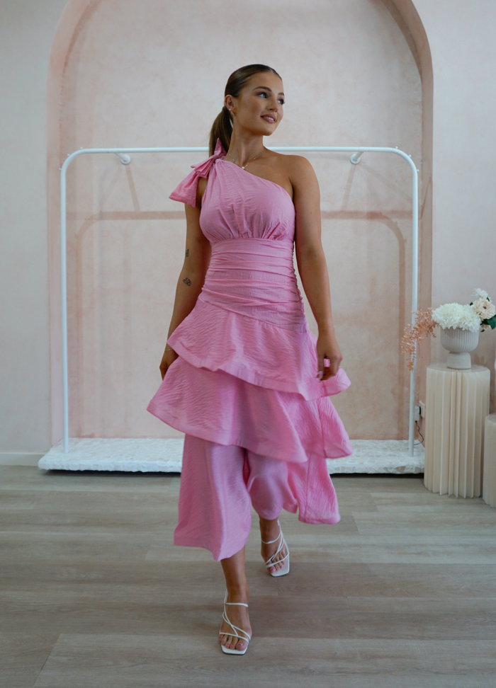 Joslin Tiered Midi (Pink)
