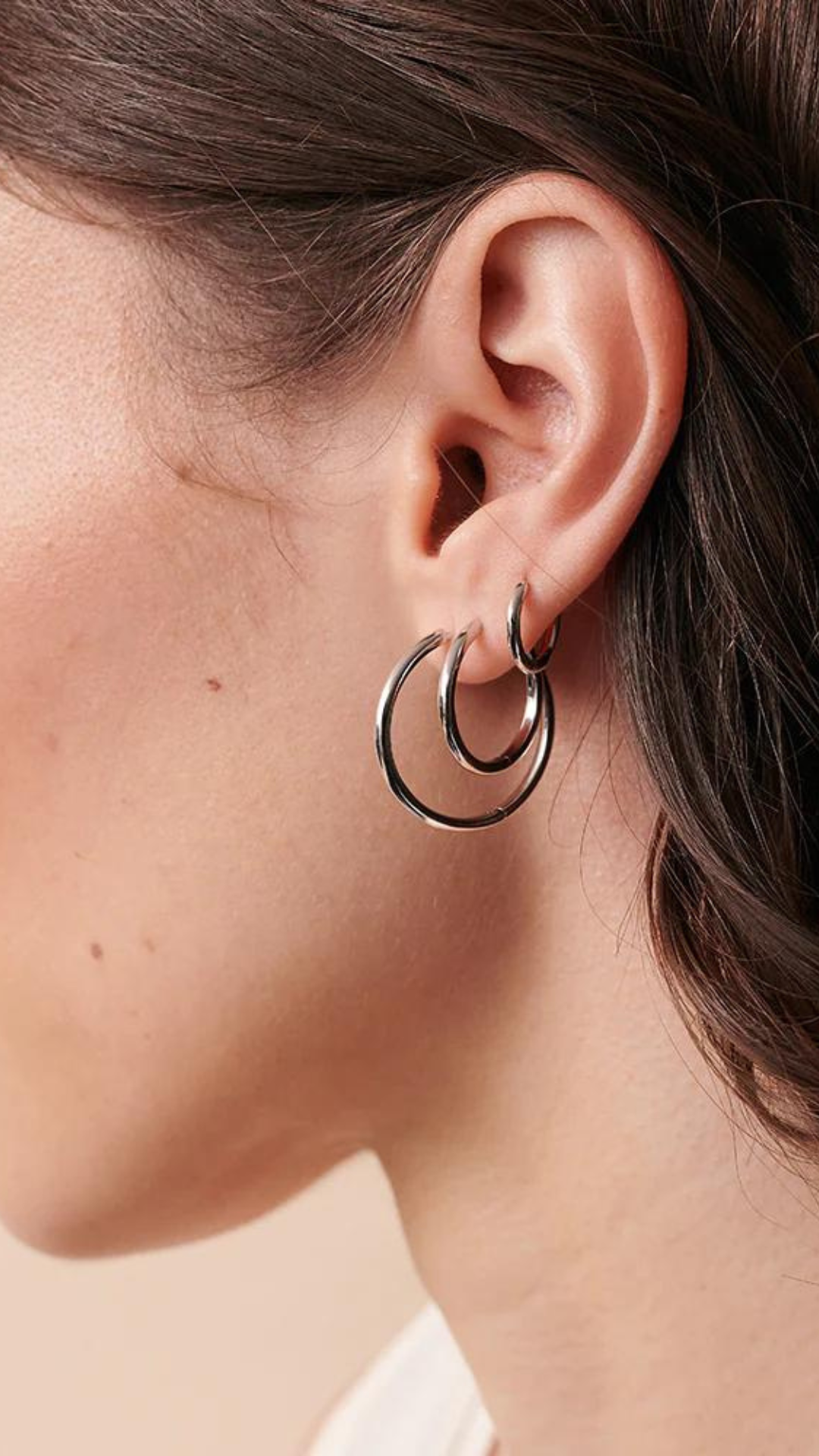 Soraya Sterling Silver Hoops (Silver)