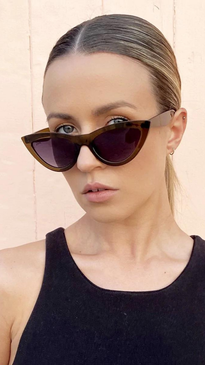 Kiss Kiss Sunglasses (Mocha)