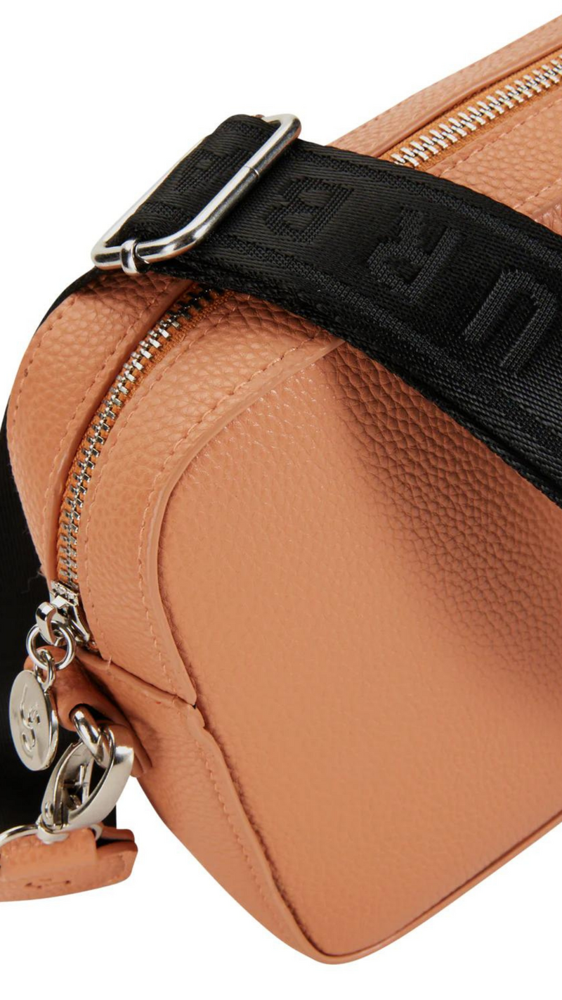 Bond Crossbody Bag (Cantalope)