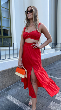 Petal Crop (Red)